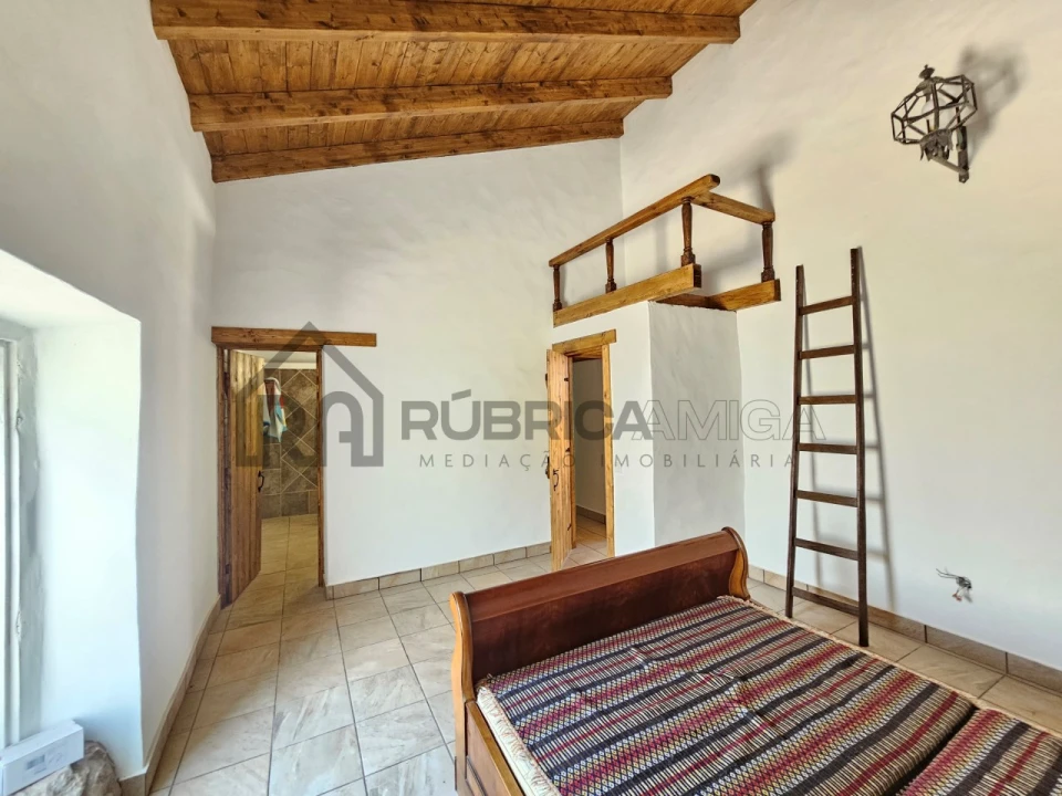 Quinta T2 para Venda em Alte Foto 15