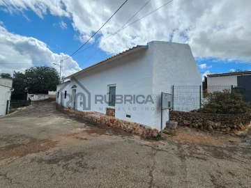 Quinta T2 para Venda em Alte