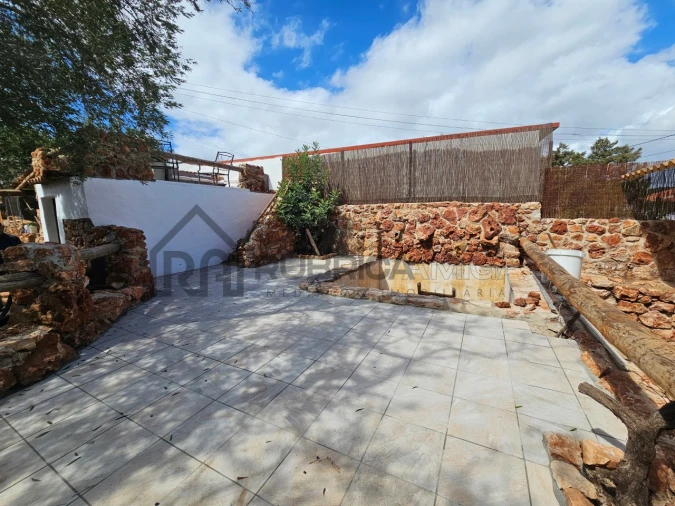 Quinta T2 para Venda em Alte Foto 24