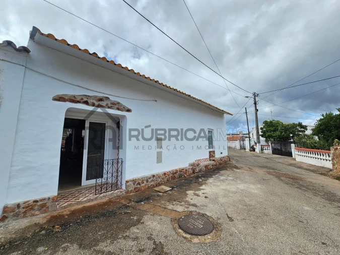 Quinta T2 para Venda em Alte Foto 29