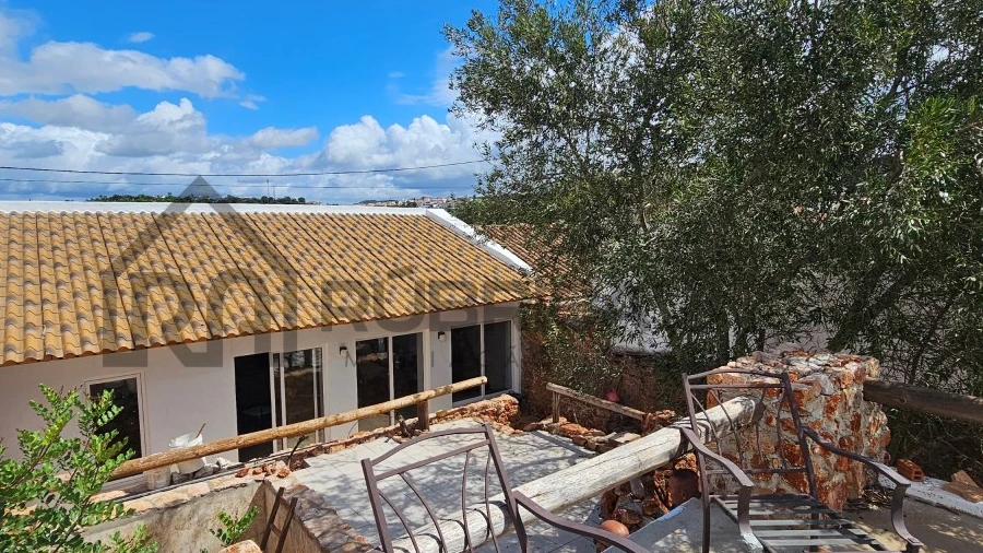 Quinta T2 para Venda em Alte