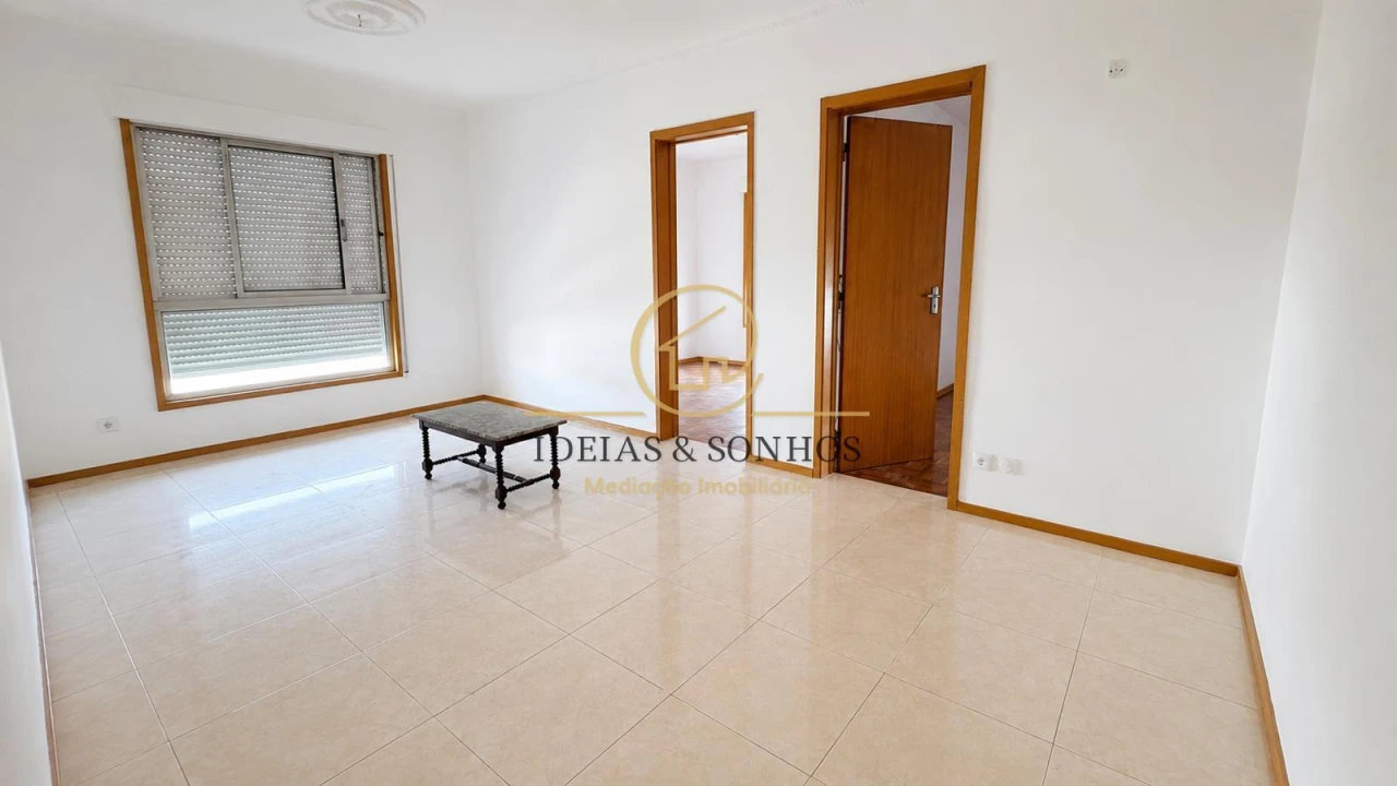 Apartamento T2 para Venda em Laranjeiro e Feijó Foto 5
