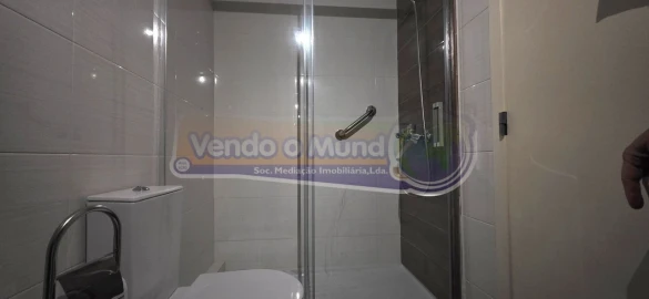 Apartamento T3 para Venda em Carnide