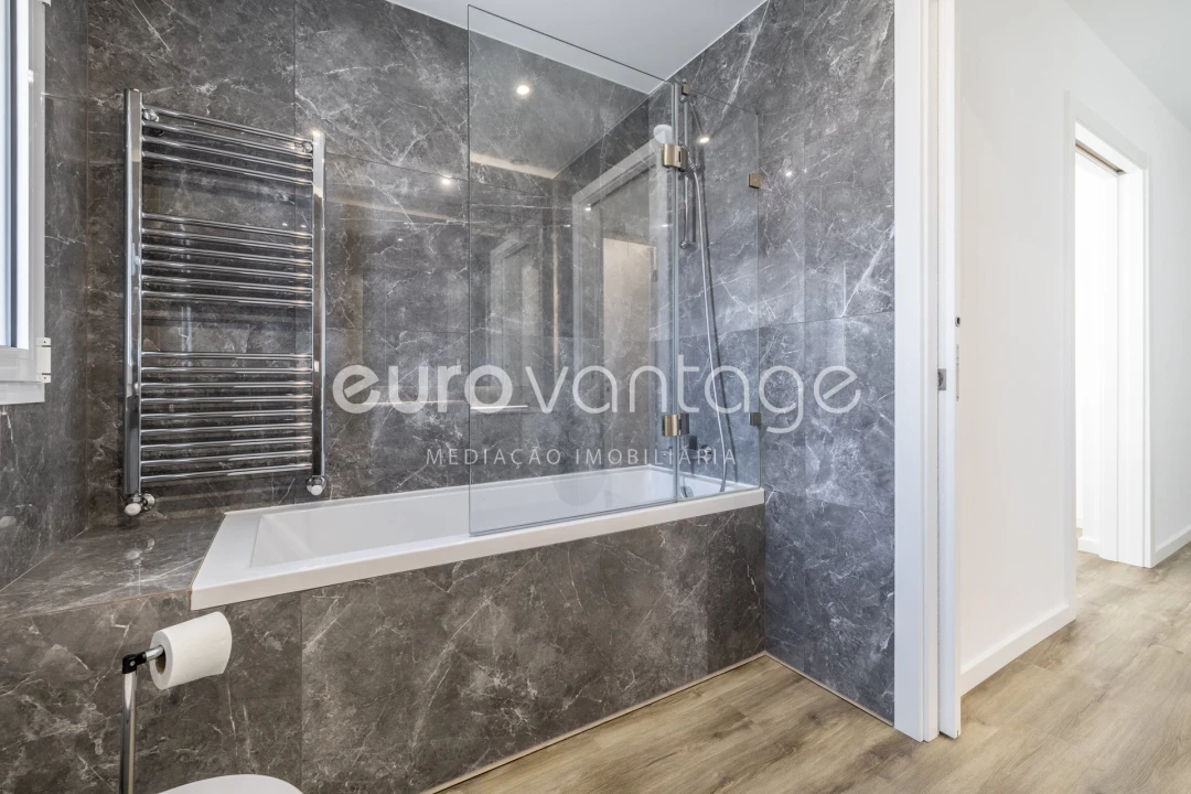 Apartamento T3 para Venda em Marinha Grande Foto 20