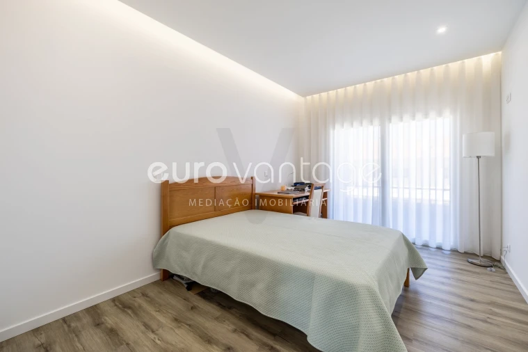 Apartamento T3 para Venda em Marinha Grande Foto 13