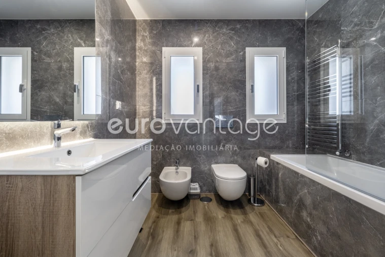Apartamento T3 para Venda em Marinha Grande Foto 19