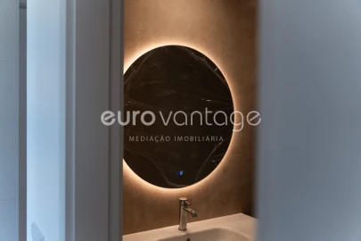 Apartamento T1 para Venda em Parceiros e Azoia