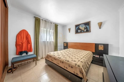 Quinta T2 para Venda em Budens