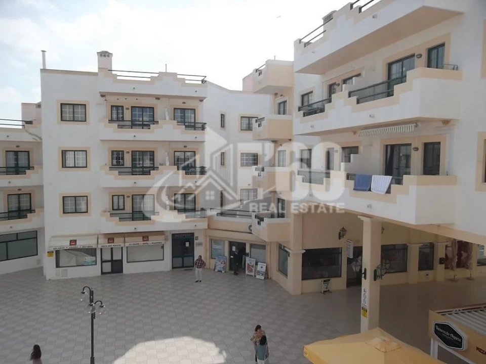 Apartamento T1 para Venda em Alvor Foto 11