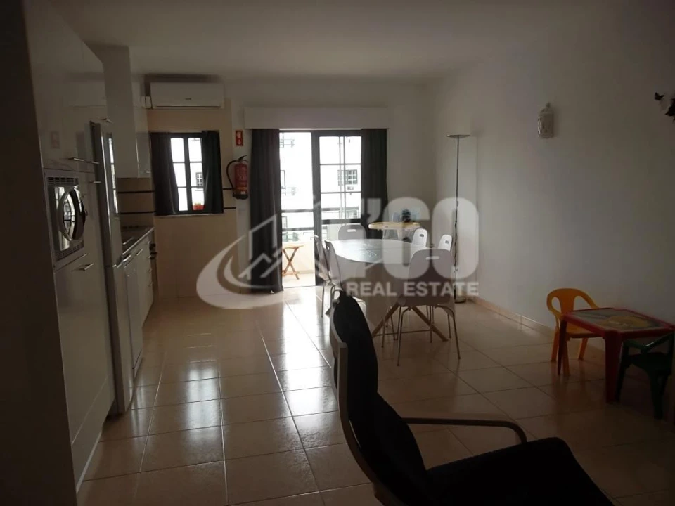 Apartamento T1 para Venda em Alvor Foto 3
