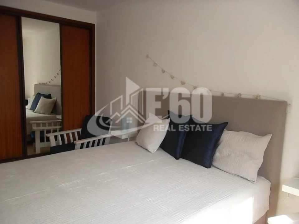 Apartamento T1 para Venda em Alvor Foto 10