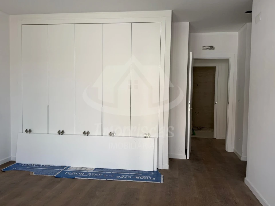 Moradia T3 para Venda em Santa Iria de Azoia, São João da Talha e Bobadela Foto 9