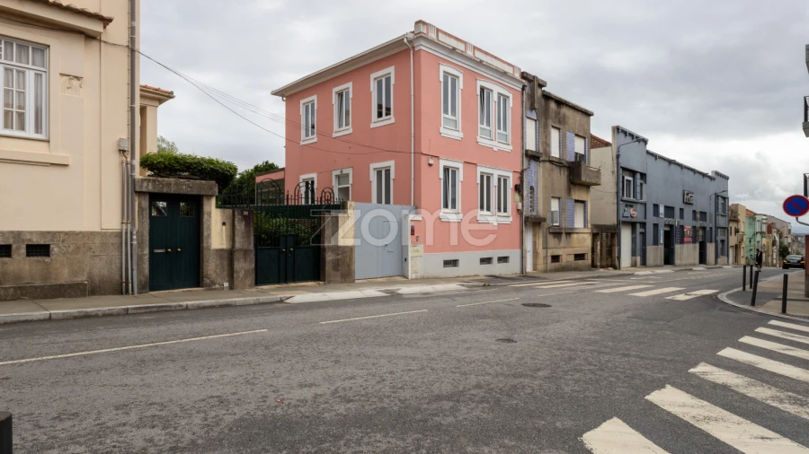 Moradia T3 para Venda em Campanhã