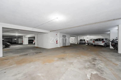 Apartamento T3 para Venda em Braga (São José de São Lázaro e São João do Souto)