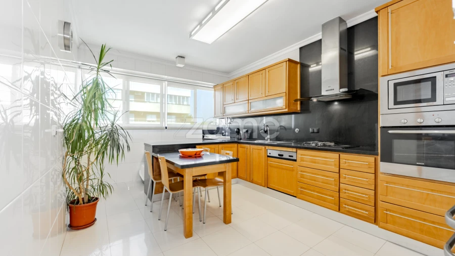 Apartamento T3 para Venda em Braga (São José de São Lázaro e São João do Souto)