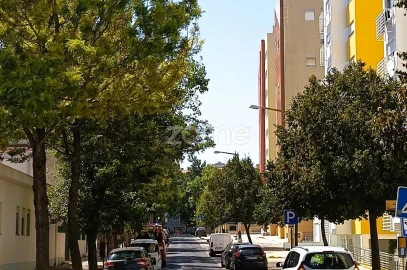 Apartamento T1 para Venda em Penha de França