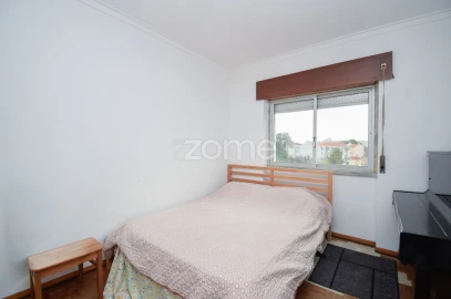 Apartamento T4 para Venda em Algueirão-Mem Martins