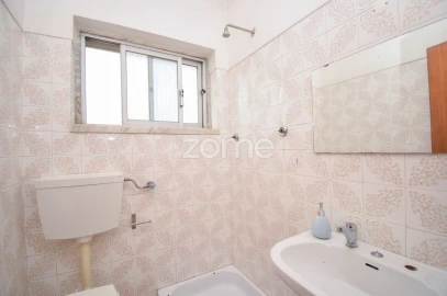 Apartamento T4 para Venda em Algueirão-Mem Martins