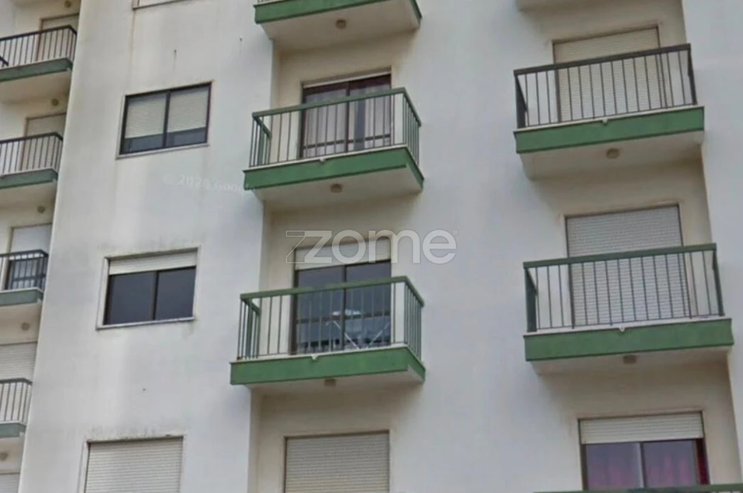 Apartamento T3 para Venda em Rio de Mouro Foto 16