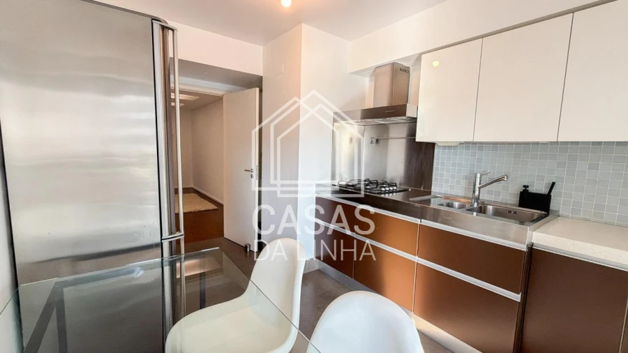 Apartamento T1 para Arrendamento em Alvalade Foto 12