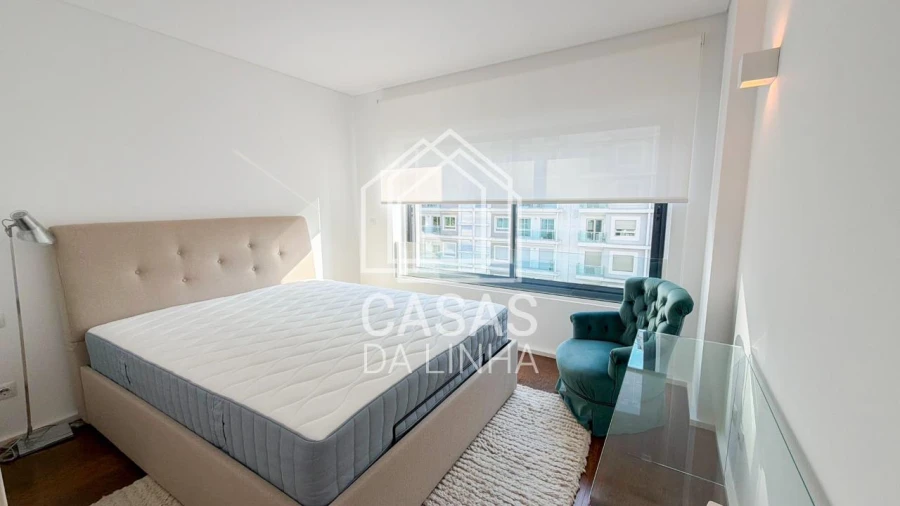 Apartamento T1 para Arrendamento em Alvalade Foto 17