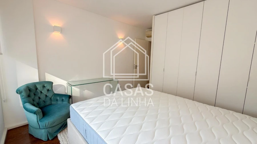 Apartamento T1 para Arrendamento em Alvalade Foto 18