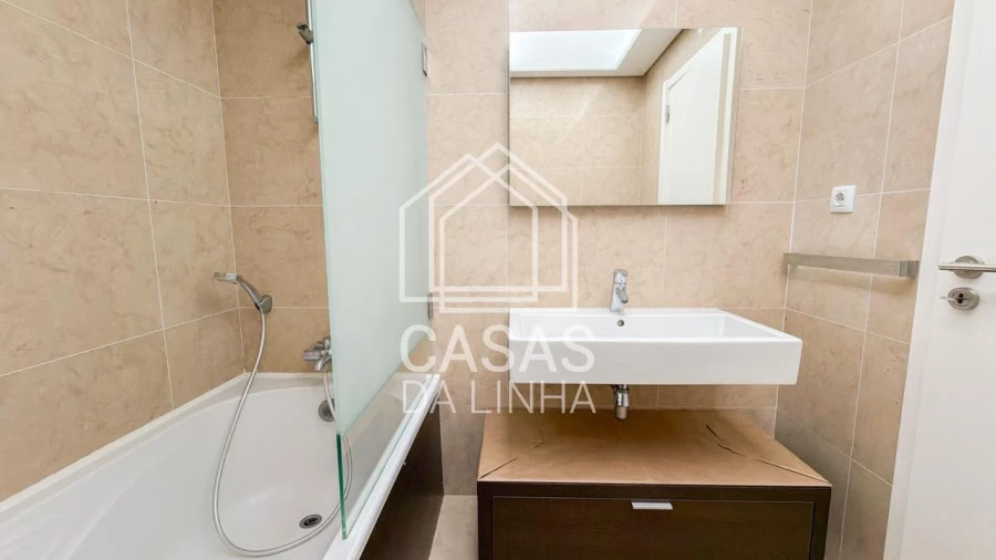 Apartamento T1 para Arrendamento em Alvalade Foto 21
