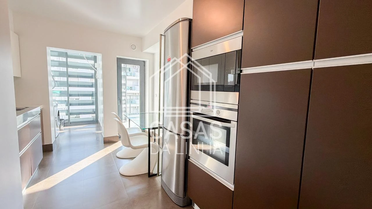 Apartamento T1 para Arrendamento em Alvalade Foto 11