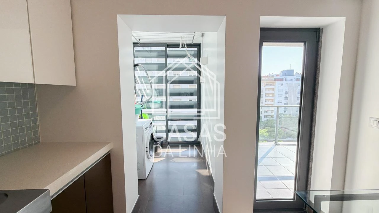 Apartamento T1 para Arrendamento em Alvalade Foto 13