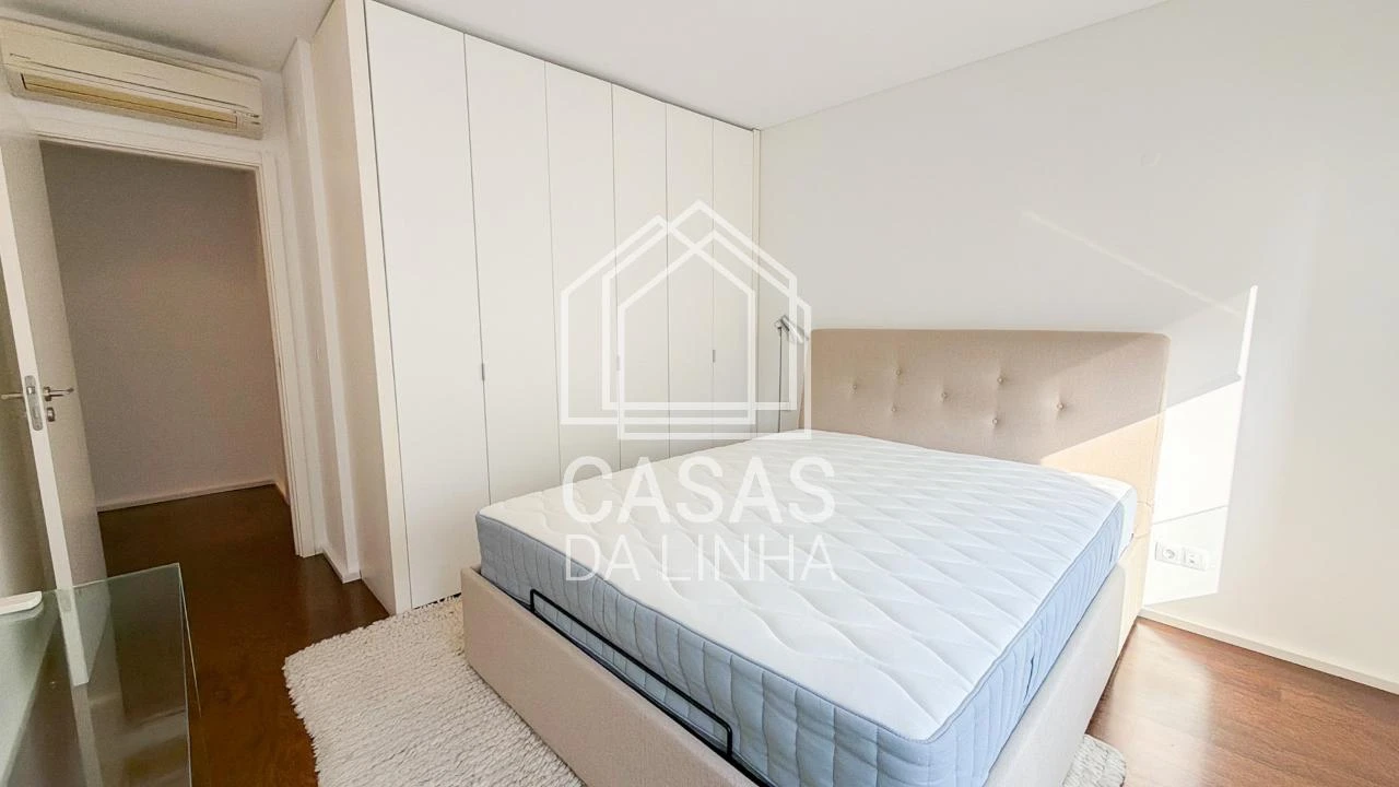 Apartamento T1 para Arrendamento em Alvalade Foto 19