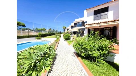 Apartamento T4 para Arrendamento em Cascais e Estoril