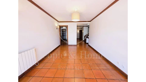 Apartamento T4 para Arrendamento em Cascais e Estoril
