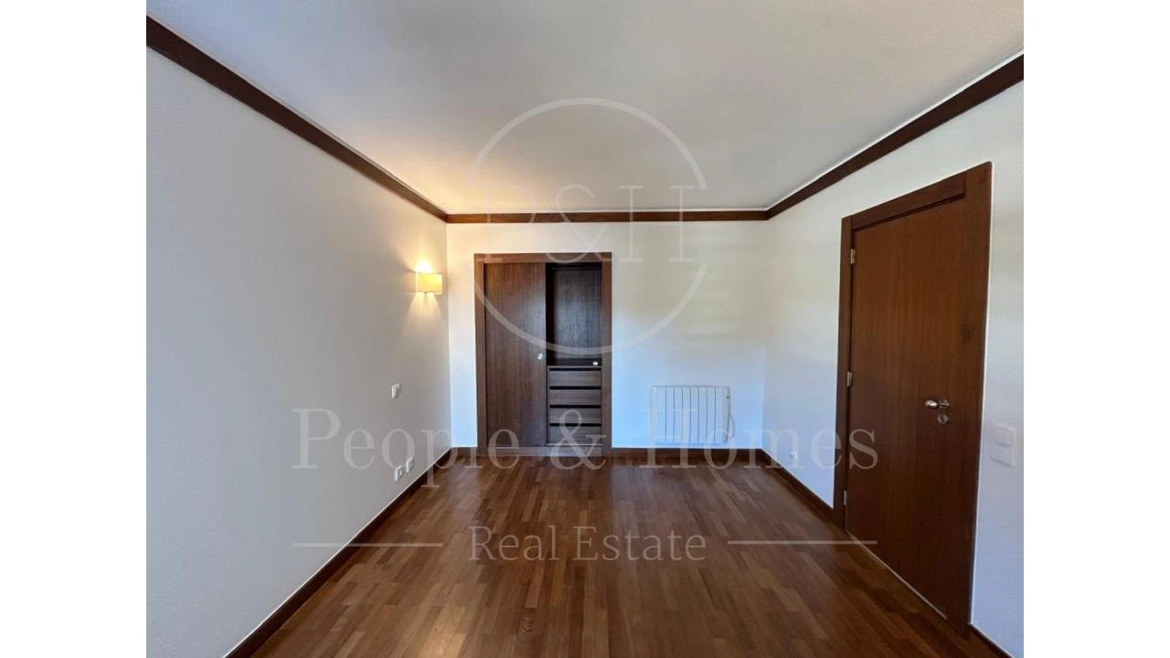 Apartamento T4 para Arrendamento em Cascais e Estoril Foto 38