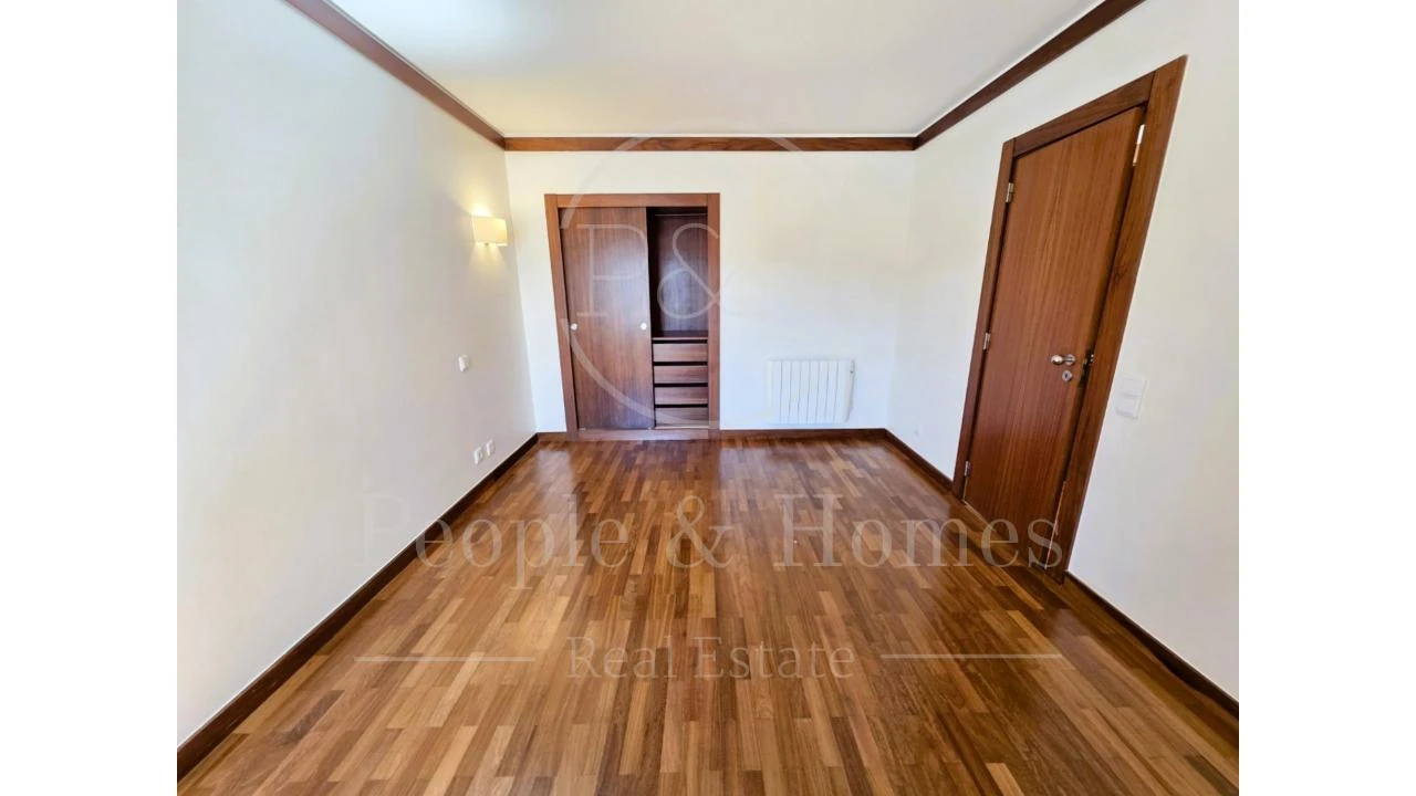 Apartamento T4 para Arrendamento em Cascais e Estoril Foto 39