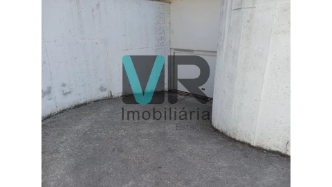 Apartamento T1 para Venda em Nogueira, Fraião e Lamaçães