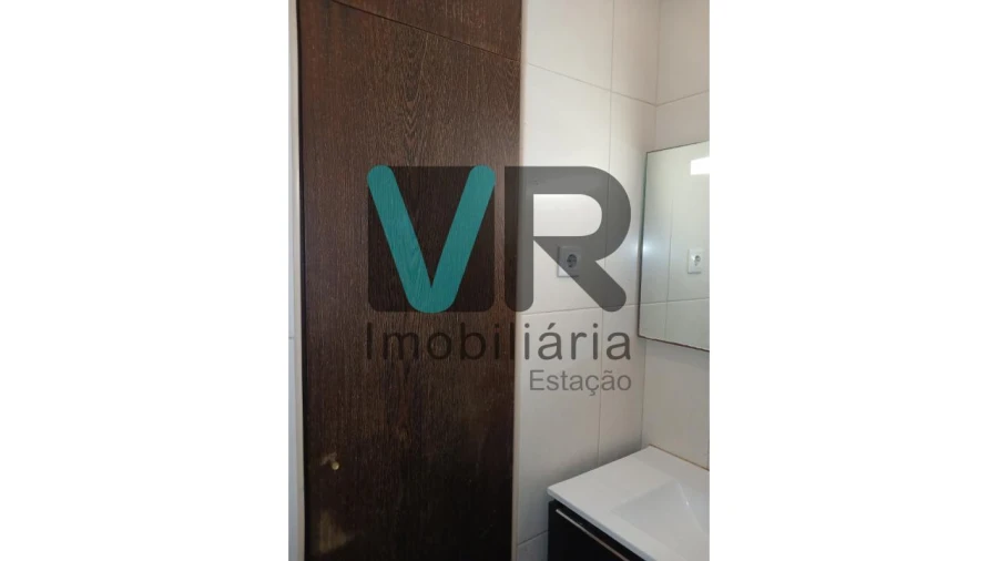 Apartamento T1 para Venda em Braga (Maximinos, Sé e Cividade) Foto 2