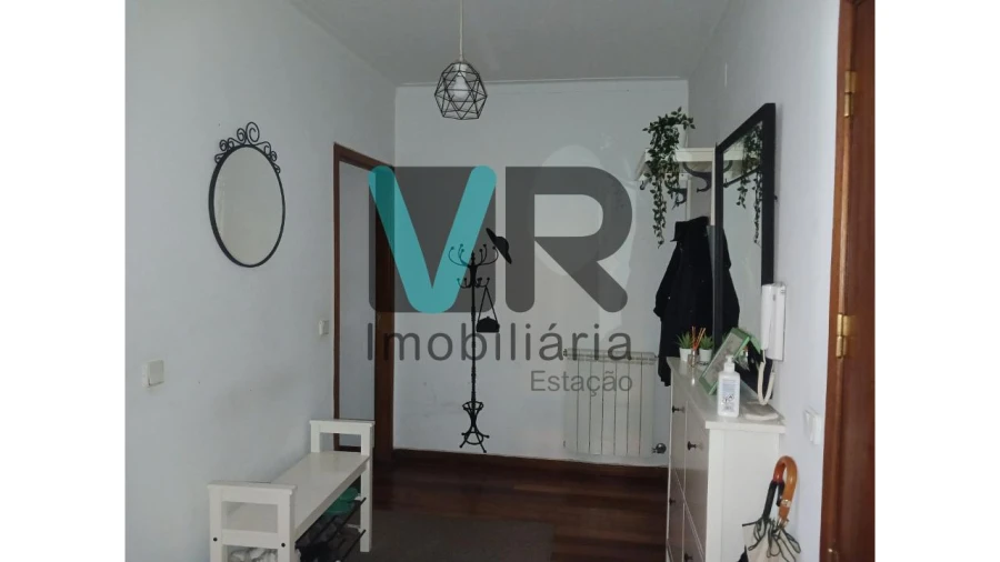 Apartamento T1 para Venda em Nogueira, Fraião e Lamaçães Foto 8