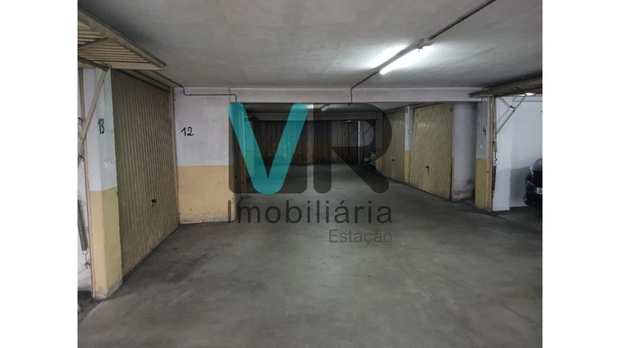 Apartamento T1 para Venda em Nogueira, Fraião e Lamaçães Foto 19