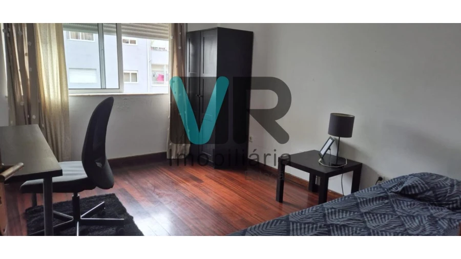Apartamento T1 para Venda em Nogueira, Fraião e Lamaçães Foto 21