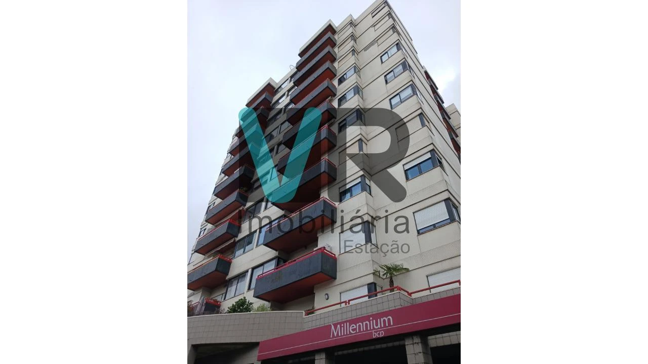 Apartamento T1 para Venda em Braga (Maximinos, Sé e Cividade) Foto 1
