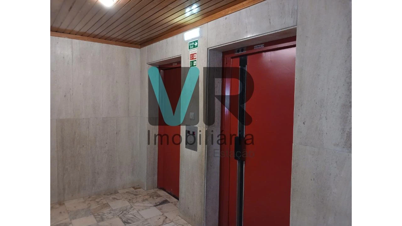 Apartamento T1 para Venda em Braga (Maximinos, Sé e Cividade) Foto 16
