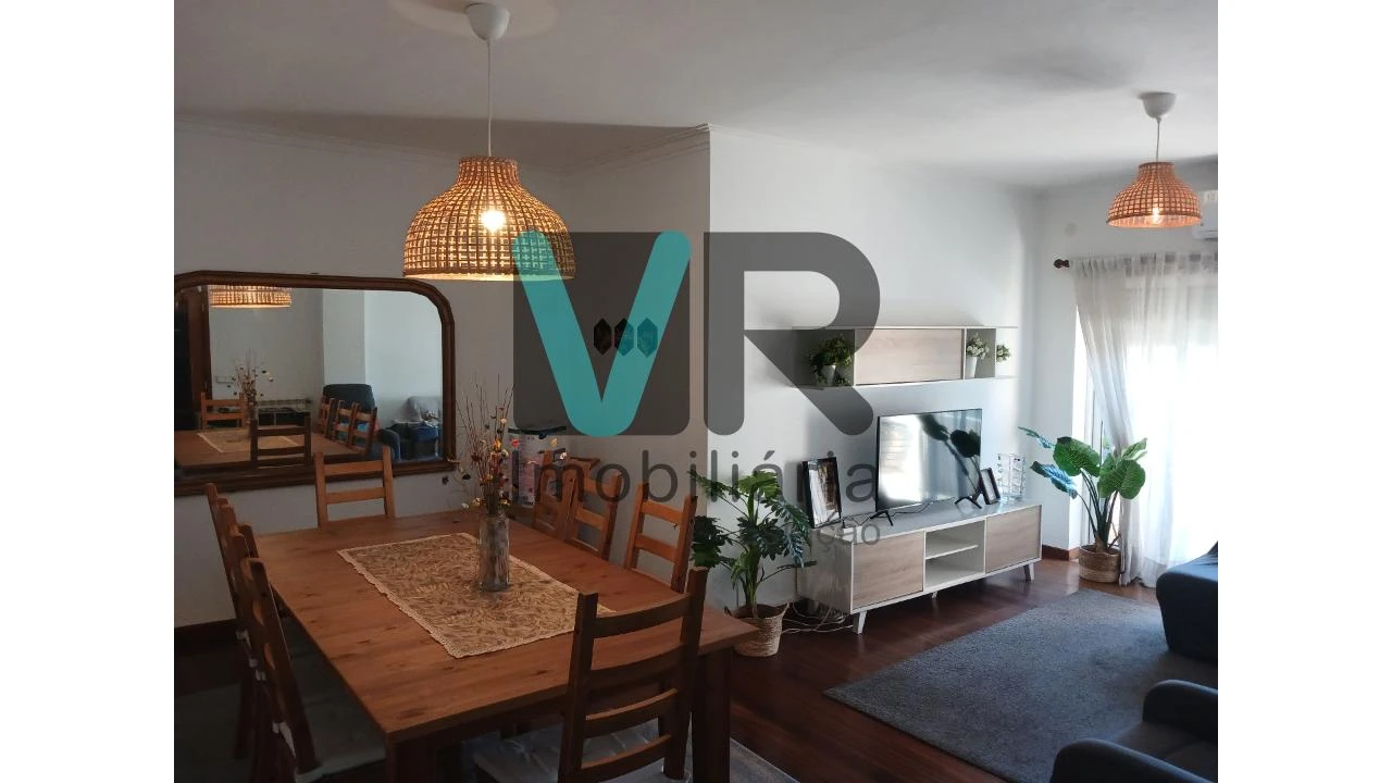 Apartamento T1 para Venda em Nogueira, Fraião e Lamaçães Foto 4