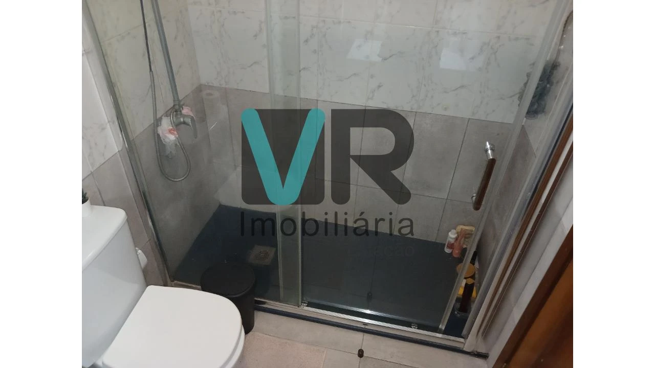 Apartamento T1 para Venda em Nogueira, Fraião e Lamaçães Foto 10