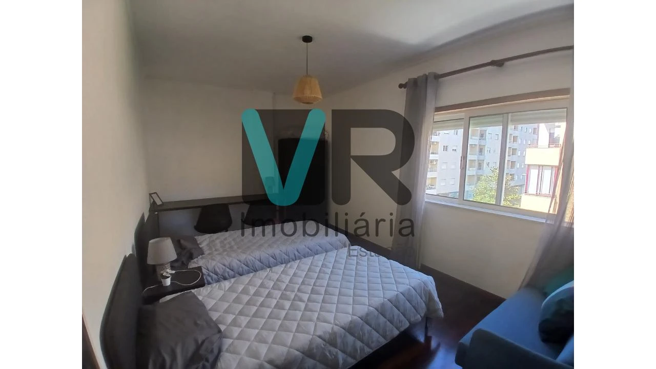 Apartamento T1 para Venda em Nogueira, Fraião e Lamaçães Foto 13