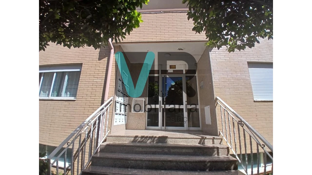 Apartamento T1 para Venda em Nogueira, Fraião e Lamaçães Foto 15