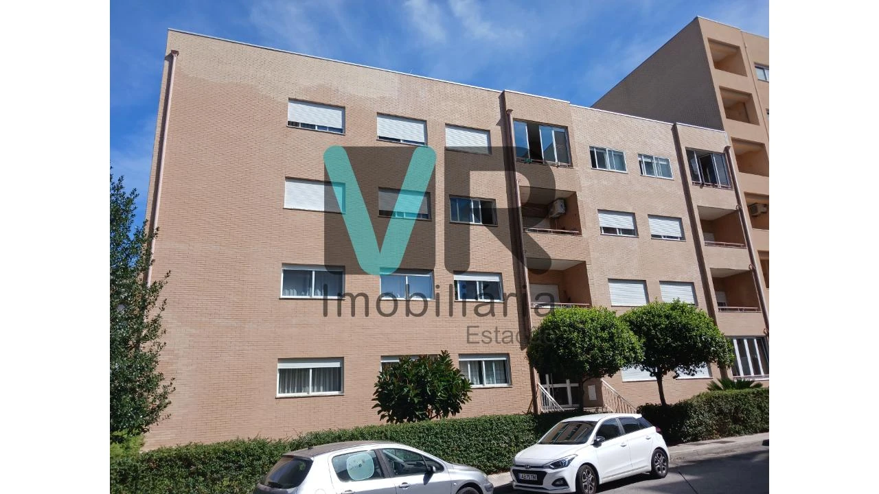 Apartamento T1 para Venda em Nogueira, Fraião e Lamaçães Foto 16