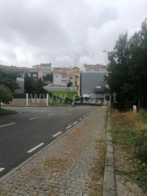 Terreno para Venda em Gondomar (São Cosme), Valbom e Jovim