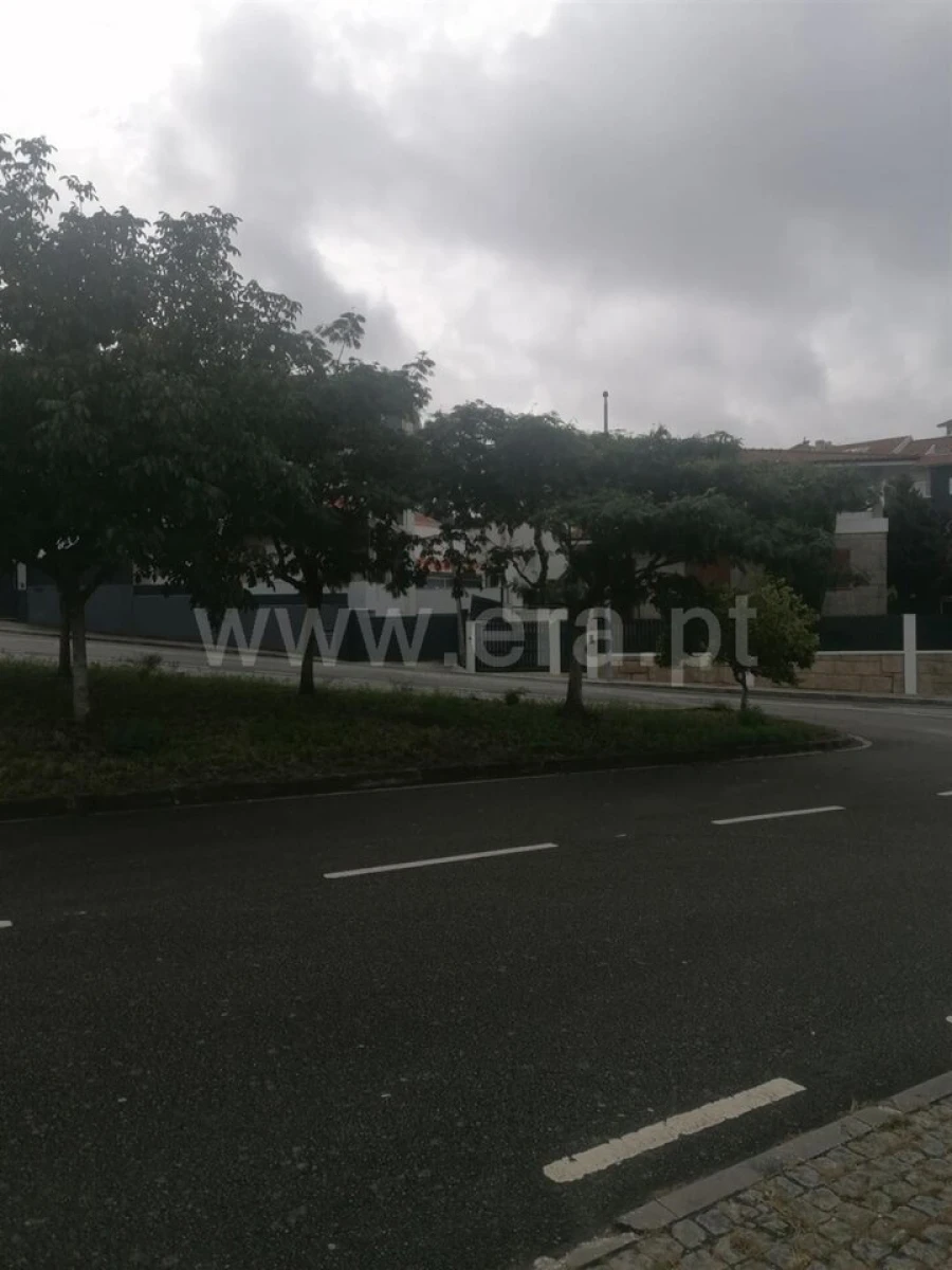 Terreno para Venda em Gondomar (São Cosme), Valbom e Jovim Foto 7