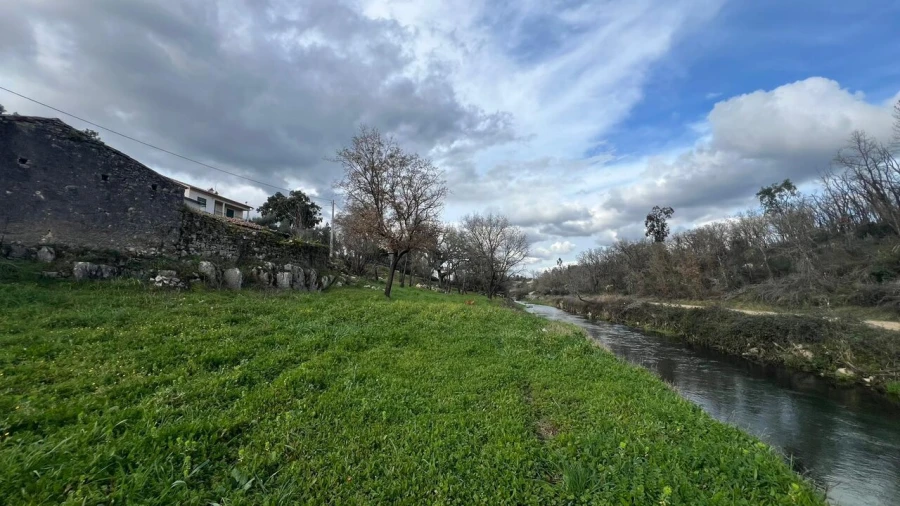 Moradia T3 para Venda em Santiago da Guarda Foto 4