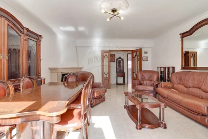 Apartamento T2 para Venda em Rio de Mouro